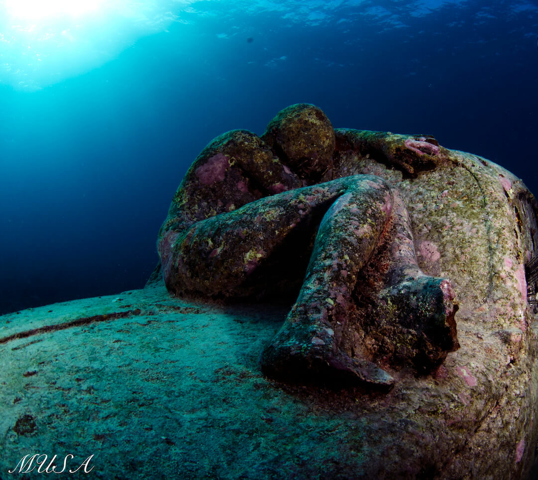 Underwater Museum and Reef dive - Scuba Diving Isla Mujeres